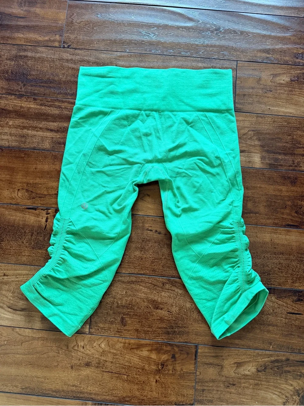 Lululemon Ruched Capri Leggings, 6